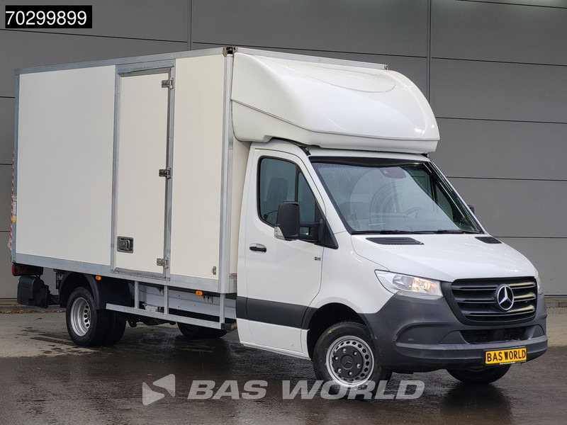 Mercedes-Benz Sprinter 514 CDI Laadklep Automaat Zijdeur Dubbellucht Bakwagen Airco Cruise MBUX CarPlay D'Hollandia Euro6 Meubelbak Koffer Airco Cruise - Koffer Transporter: das Bild 5 Mercedes-Benz Sprinter 514 CDI Laadklep Automaat Zijdeur Dubbellucht Bakwagen Airco Cruise MBUX CarPlay D'Hollandia Euro6 Meubelbak Koffer Airco Cruise - Koffer Transporter: das Bild 5