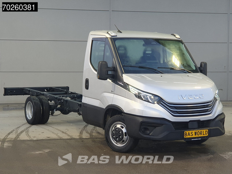 Iveco Daily 35C21 Automaat 410wb Dubbellucht 2025model Chassis Cabine ACC Fahrgestell Airco - Transporter: das Bild 2 Iveco Daily 35C21 Automaat 410wb Dubbellucht 2025model Chassis Cabine ACC Fahrgestell Airco - Transporter: das Bild 2