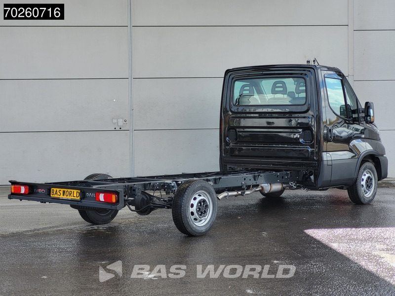 Iveco Daily 35S21 Chassiscabine Automaat 410WB ACC LED Parkeersensoren Euro6 Fahrgestell Chassis Airco - Transporter: das Bild 3 Iveco Daily 35S21 Chassiscabine Automaat 410WB ACC LED Parkeersensoren Euro6 Fahrgestell Chassis Airco - Transporter: das Bild 3