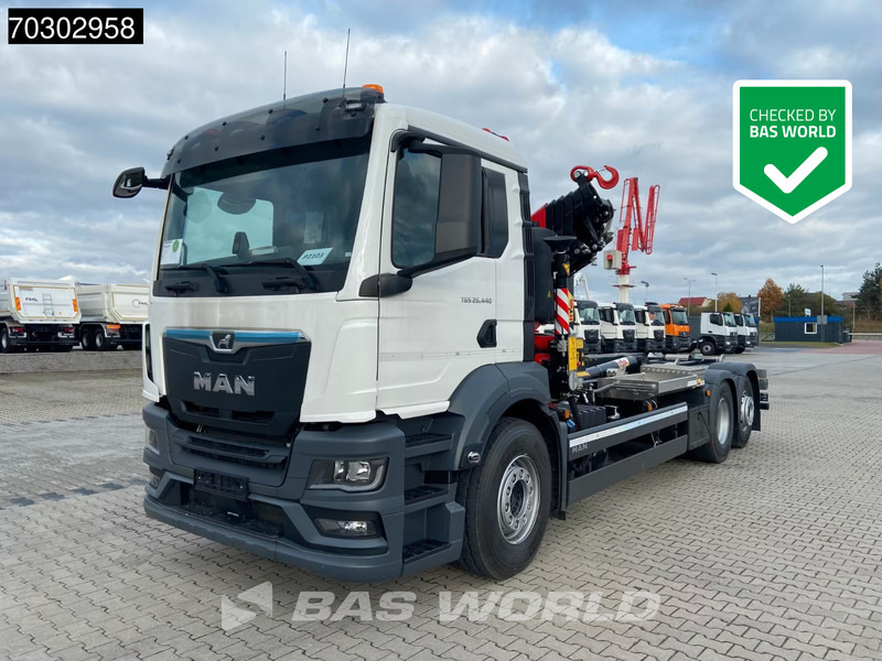 MAN TGS 26.440 6X2 NEW! Fassi 235A Crane Hyva 20-57-S Lift+ Steering Axle Euro 6 - Abrollkipper, Autokran: das Bild 1 MAN TGS 26.440 6X2 NEW! Fassi 235A Crane Hyva 20-57-S Lift+ Steering Axle Euro 6 - Abrollkipper, Autokran: das Bild 1