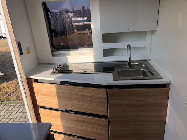 ADRIA ACTION 391 LH - Wohnwagen: das Bild 5 ADRIA ACTION 391 LH - Wohnwagen: das Bild 5