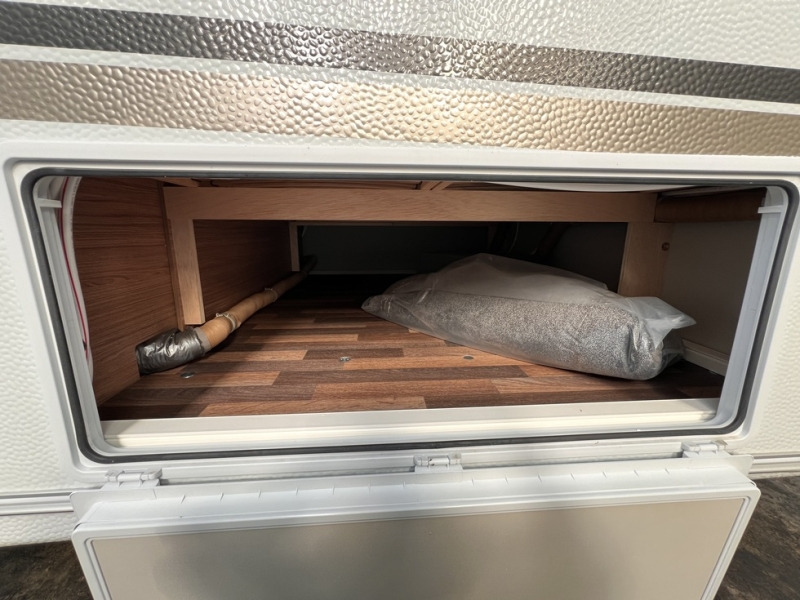 Weinsberg CaraOne 480 QDK - Wohnwagen: das Bild 3 Weinsberg CaraOne 480 QDK - Wohnwagen: das Bild 3