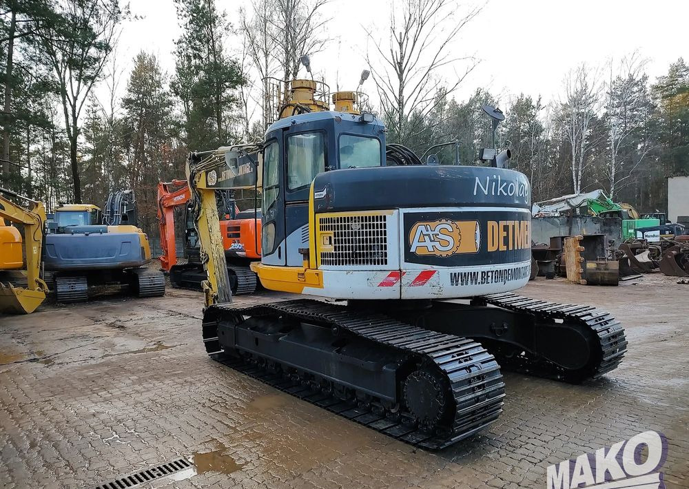 Komatsu PC228USLC-3 - Kettenbagger: das Bild 2 Komatsu PC228USLC-3 - Kettenbagger: das Bild 2