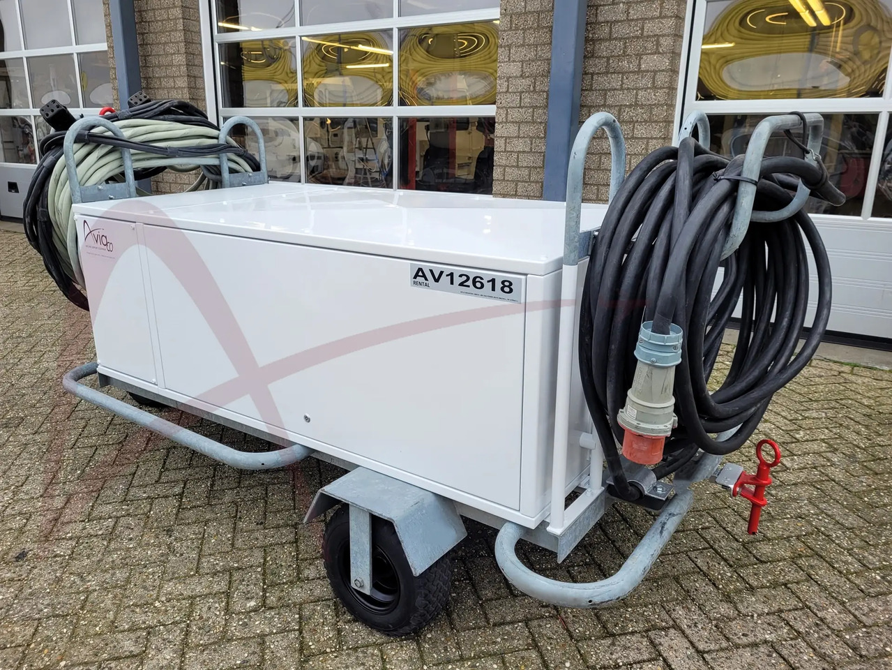 AXA POWER 3GSTS 200/345L - Bodenstromaggregat: das Bild 1 AXA POWER 3GSTS 200/345L - Bodenstromaggregat: das Bild 1