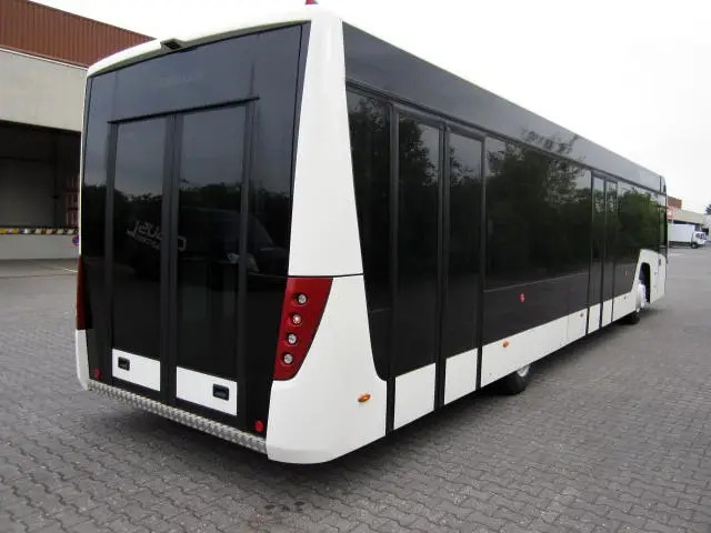 CONTRAC COBUS 2500 - Flughafenbus: das Bild 3 CONTRAC COBUS 2500 - Flughafenbus: das Bild 3