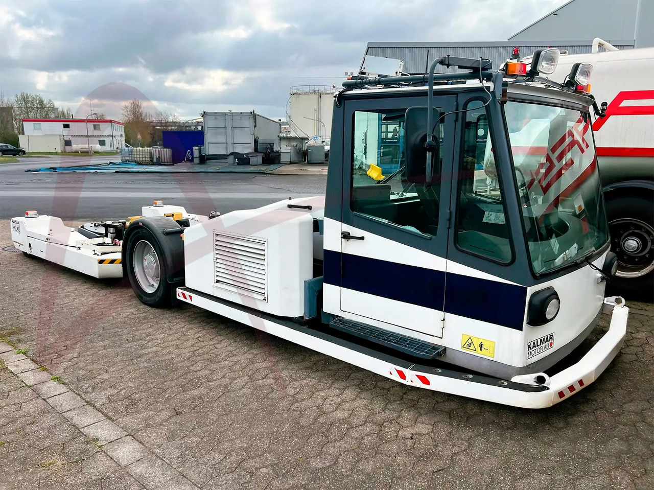 KALMAR MOTOR AB TBL 50 - Flugzeugschlepper: das Bild 1 KALMAR MOTOR AB TBL 50 - Flugzeugschlepper: das Bild 1
