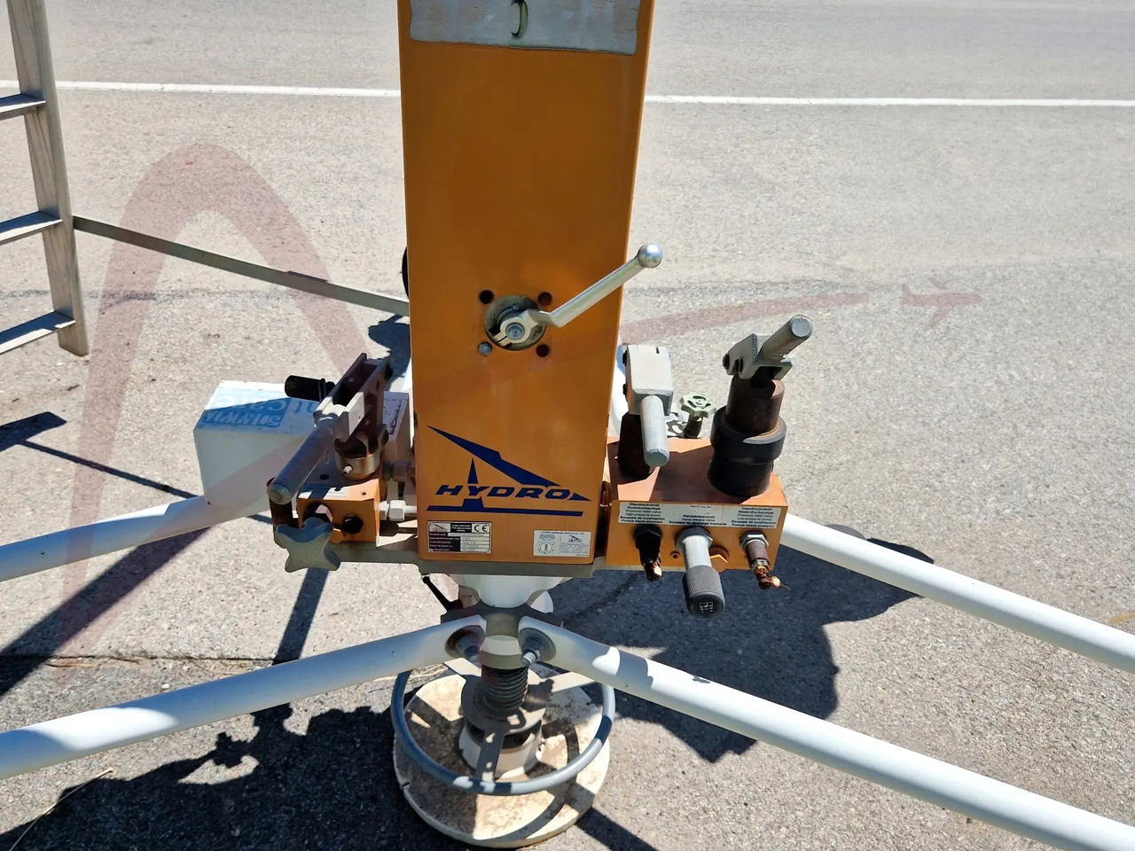 HYDRO HS120 - Luftfahrt-Bodengerät: das Bild 3 HYDRO HS120 - Luftfahrt-Bodengerät: das Bild 3