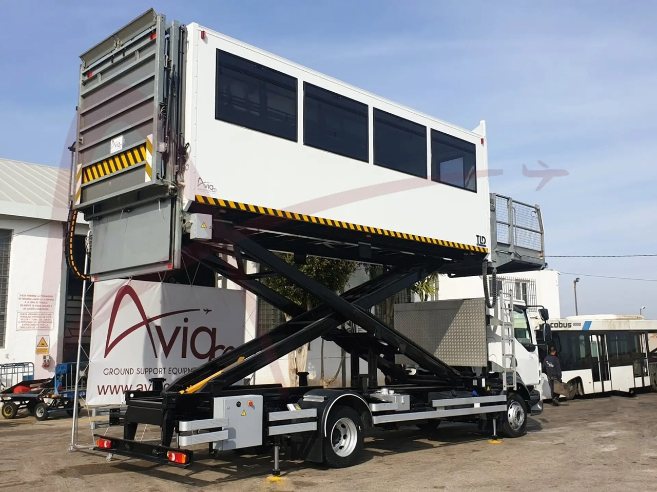 TLD CHTP GM-5.9 - Ambulift-Fahrzeug: das Bild 2 TLD CHTP GM-5.9 - Ambulift-Fahrzeug: das Bild 2