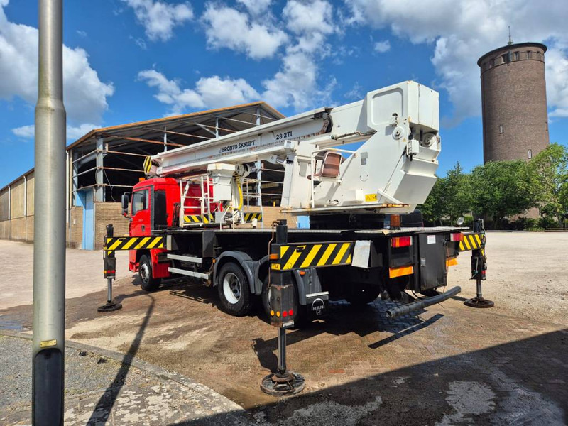 Bronto skylift 28-2T1 28 m hi lift hoogwerker MAN TGA 26. - LKW mit Arbeitsbühne: das Bild 5 Bronto skylift 28-2T1 28 m hi lift hoogwerker MAN TGA 26. - LKW mit Arbeitsbühne: das Bild 5