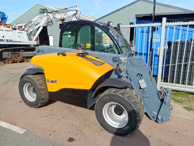 Giant 4548 Tendo verreiker 4,6 m 1,7 ton telehandler CE - Teleskoplader: das Bild 1 Giant 4548 Tendo verreiker 4,6 m 1,7 ton telehandler CE - Teleskoplader: das Bild 1