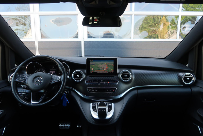 Mercedes-Benz V-Klasse 250d Lang DC Edition AUT/ 360/ LED/ 2X DEUR/ CLIMA/ CRUISE/ NAVI - Kleintransporter, Transporter mit Doppelkabine: das Bild 4 Mercedes-Benz V-Klasse 250d Lang DC Edition AUT/ 360/ LED/ 2X DEUR/ CLIMA/ CRUISE/ NAVI - Kleintransporter, Transporter mit Doppelkabine: das Bild 4