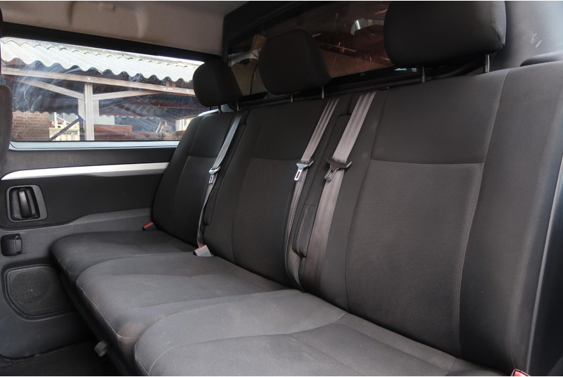 Kleintransporter Opel Vivaro 2.0 CDTI L3H1 Innovation AUT/ LED/ CAMERA/ NAVI/ CRUISE/ CLIMA/ TREKHAAK: das Bild 16