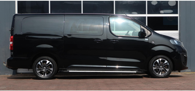 Kleintransporter Opel Vivaro 2.0 CDTI L3H1 Innovation AUT/ LED/ CAMERA/ NAVI/ CRUISE/ CLIMA/ TREKHAAK: das Bild 17