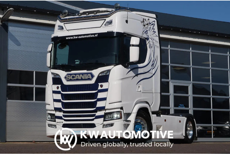 Scania 540S NGS FULL AIR/ RETARDER/ ALCOA/ LEATHER/ 2X TANK/ PARK AIRCO - Sattelzugmaschine: das Bild 1 Scania 540S NGS FULL AIR/ RETARDER/ ALCOA/ LEATHER/ 2X TANK/ PARK AIRCO - Sattelzugmaschine: das Bild 1