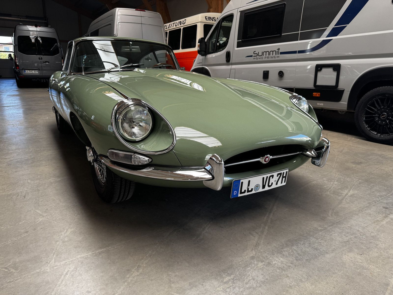 Jaguar E-Type 4.2 Litre Serie 1.5 FHC Zustand 1 - Coupé: das Bild 4 Jaguar E-Type 4.2 Litre Serie 1.5 FHC Zustand 1 - Coupé: das Bild 4