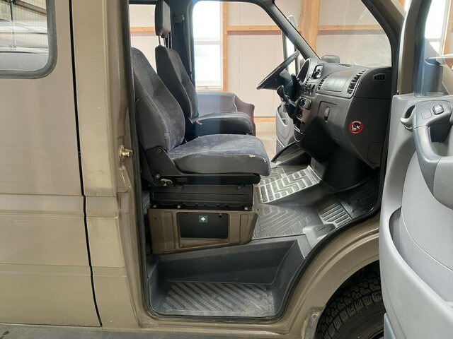 MERCEDES-BENZ Sprinter 313 CDI Doka 4x4 Allrad 1.Hand... - Planen Transporter, Transporter mit Doppelkabine: das Bild 5 MERCEDES-BENZ Sprinter 313 CDI Doka 4x4 Allrad 1.Hand... - Planen Transporter, Transporter mit Doppelkabine: das Bild 5