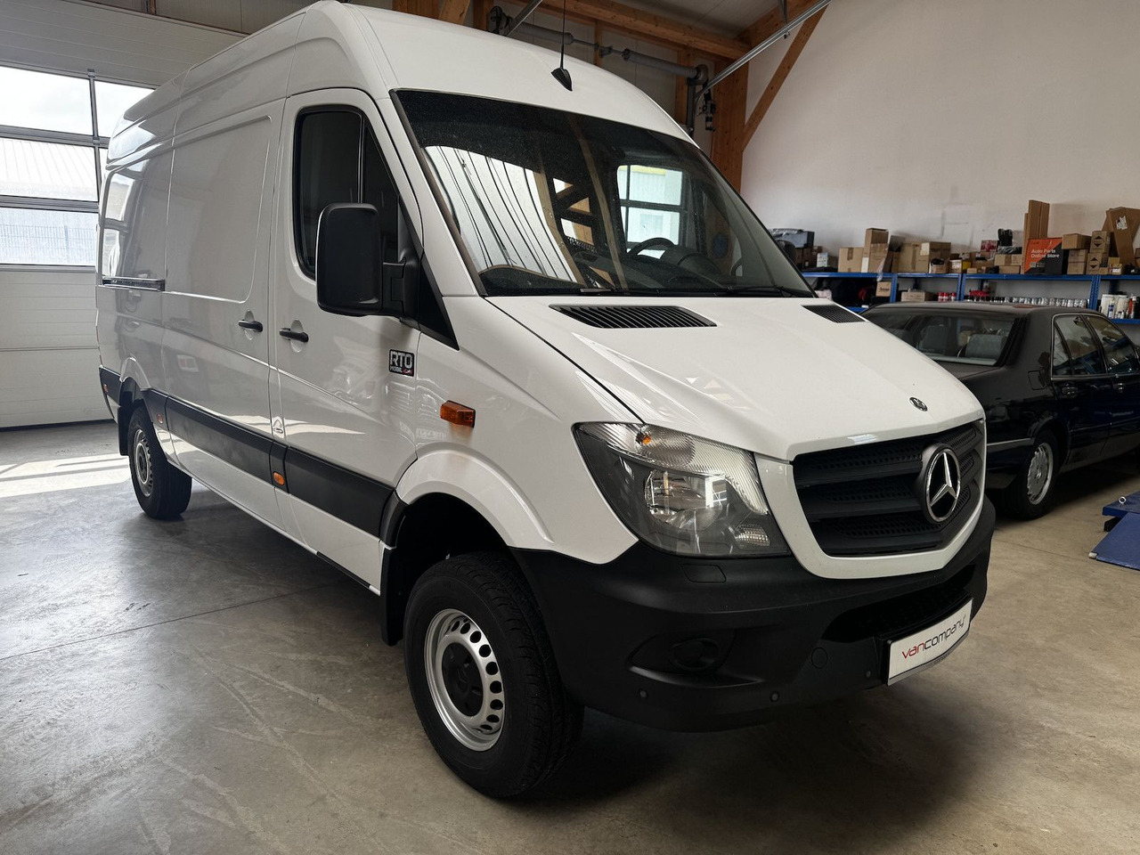 Mercedes-Benz Sprinter 319 CDI 4x4 3.0 V6 Untersetzung 1a! - Camper Van: das Bild 3 Mercedes-Benz Sprinter 319 CDI 4x4 3.0 V6 Untersetzung 1a! - Camper Van: das Bild 3