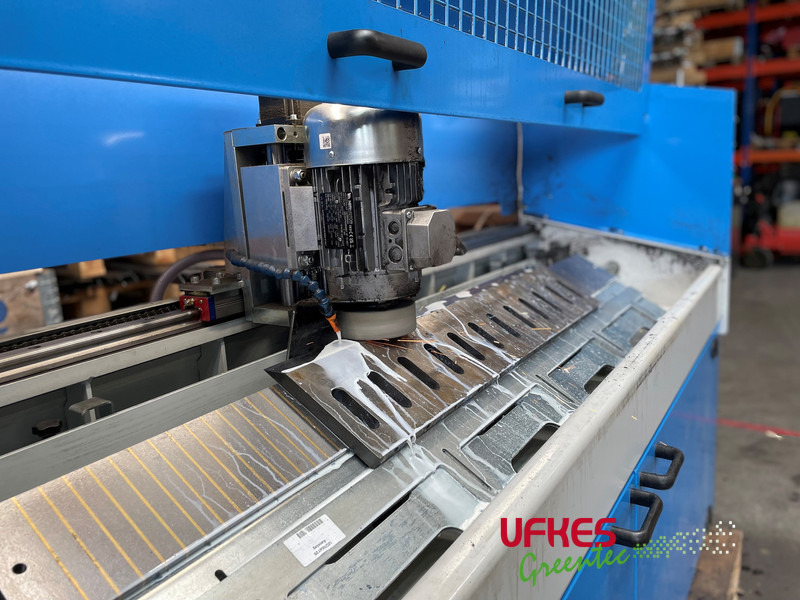 Osama 1500 Knife Grinder - Forsttechnik: das Bild 2 Osama 1500 Knife Grinder - Forsttechnik: das Bild 2