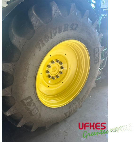 John Deere 6215 R - Traktor: das Bild 2 John Deere 6215 R - Traktor: das Bild 2