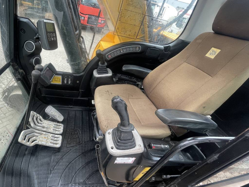 Kettenbagger JCB JS 220 N LC 2012 CE: das Bild 11