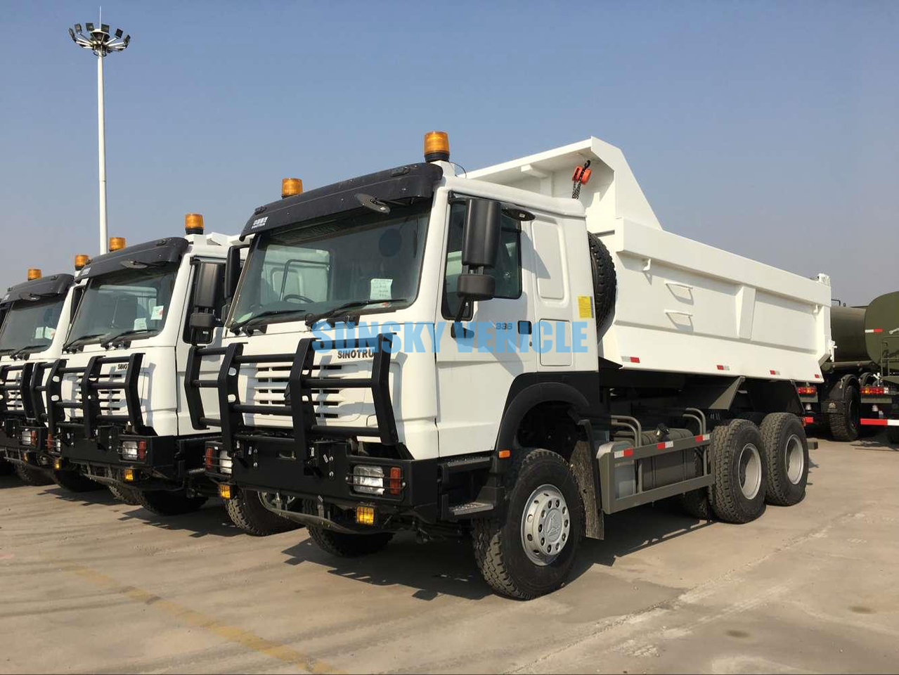 HOWO Brand New 6X4 380/430HP Tipper Truck - Kipper: das Bild 2 HOWO Brand New 6X4 380/430HP Tipper Truck - Kipper: das Bild 2