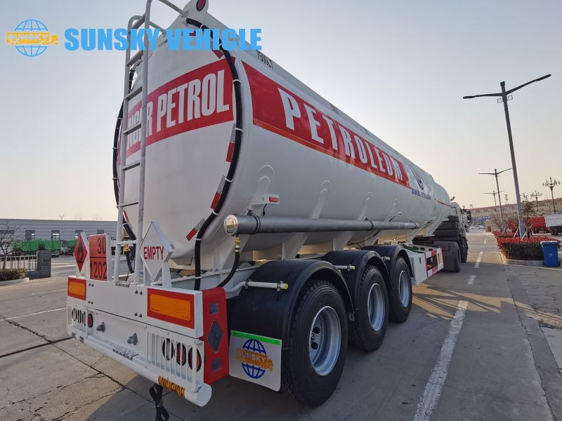 SUNSKY Fuel Tanker for sale - Tankauflieger: das Bild 3 SUNSKY Fuel Tanker for sale - Tankauflieger: das Bild 3