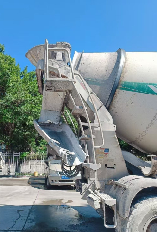 XCMG Official 12cbm Concrete Mixer Drum G4804D Used Mobile Concrete Mixers Truck For Sale - Fahrmischer: das Bild 5 XCMG Official 12cbm Concrete Mixer Drum G4804D Used Mobile Concrete Mixers Truck For Sale - Fahrmischer: das Bild 5