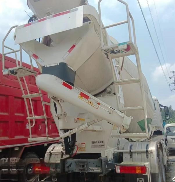XCMG Official 12m³ Used Truck-mounted Concrete Mixer G4804B Diesel Concrete Mixer Trucks Hot Sale - Fahrmischer: das Bild 4 XCMG Official 12m³ Used Truck-mounted Concrete Mixer G4804B Diesel Concrete Mixer Trucks Hot Sale - Fahrmischer: das Bild 4