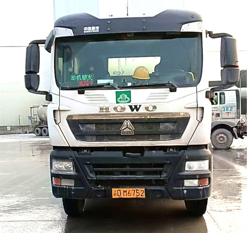 XCMG Official G4804B Second Hand Mobile Concrete Mixer Truck 12m³ Construction Cement Mixer - Fahrmischer: das Bild 3 XCMG Official G4804B Second Hand Mobile Concrete Mixer Truck 12m³ Construction Cement Mixer - Fahrmischer: das Bild 3