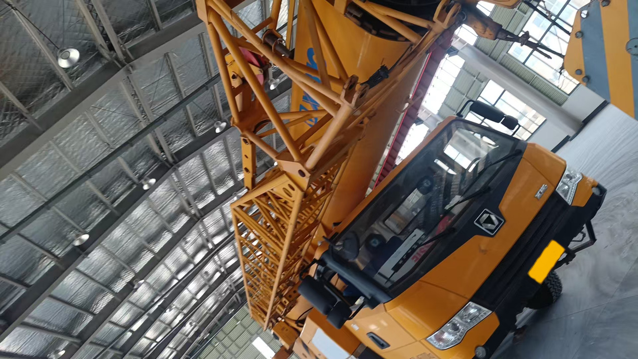 XCMG Official Second Hand 70 Ton Mobile Crane QY70K5D_1 Truck Mounted Crane - Mobilkran: das Bild 4 XCMG Official Second Hand 70 Ton Mobile Crane QY70K5D_1 Truck Mounted Crane - Mobilkran: das Bild 4