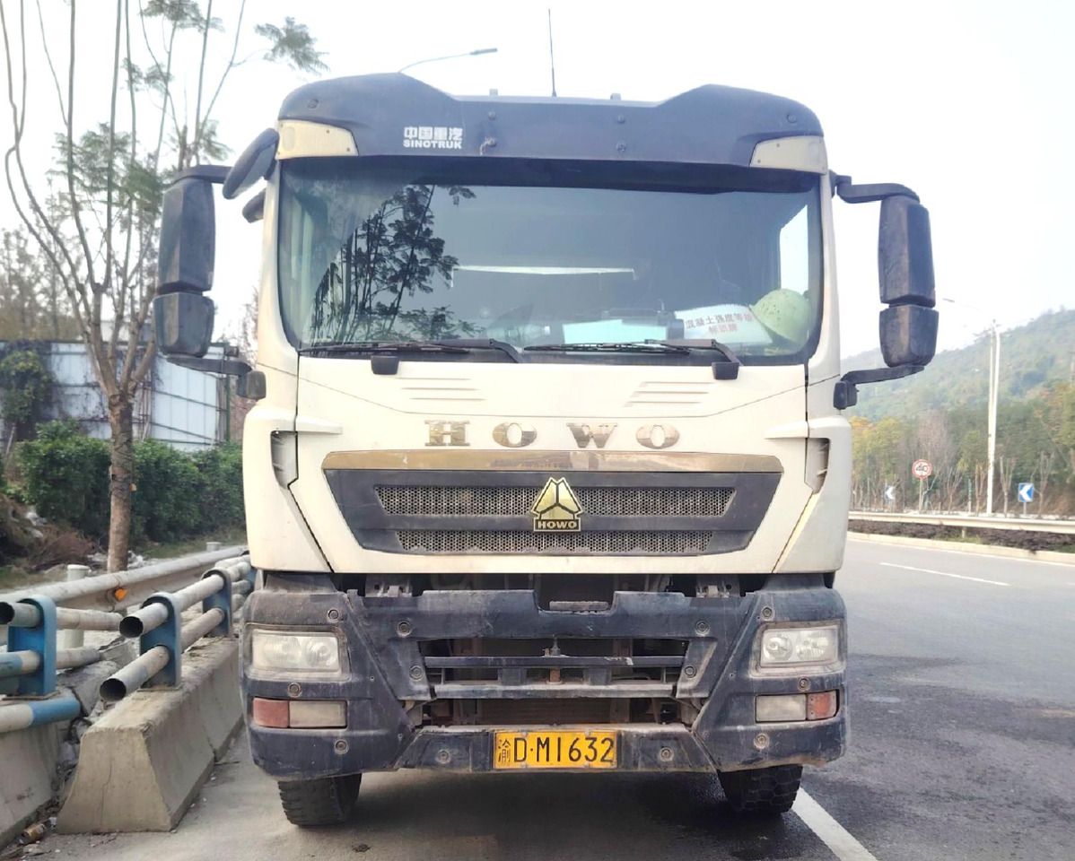 XCMG Official Used 12m³ Volumetric Concrete Mixer Truck G4804B Large Cement Mixer Hot Sale - Fahrmischer: das Bild 3 XCMG Official Used 12m³ Volumetric Concrete Mixer Truck G4804B Large Cement Mixer Hot Sale - Fahrmischer: das Bild 3