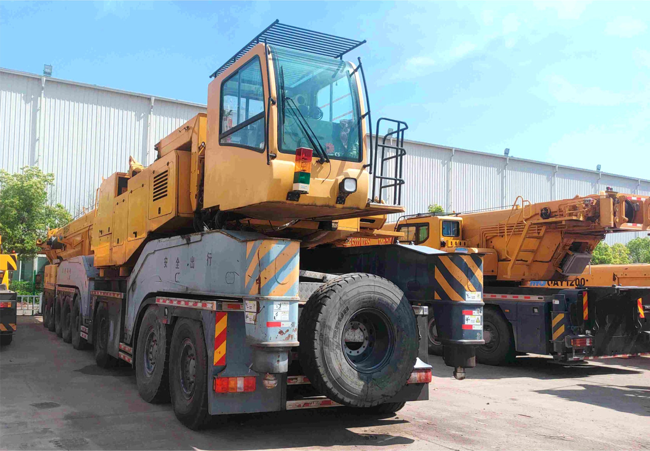 All-Terrain Kran XCMG QAY650A used 650 ton diesel all terrain crane with good condition: das Bild 8 All-Terrain Kran XCMG QAY650A used 650 ton diesel all terrain crane with good condition: das Bild 8