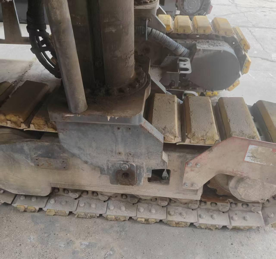 XCMG certified used cold milling planer machine XM200KⅡfor sale - Kaltfräse: das Bild 4 XCMG certified used cold milling planer machine XM200KⅡfor sale - Kaltfräse: das Bild 4