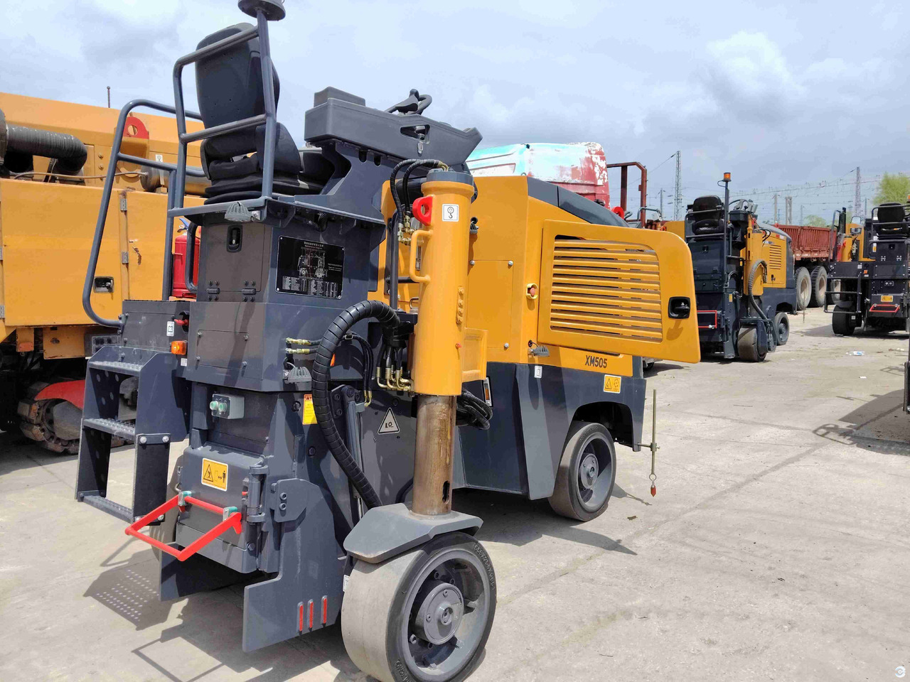 XCMG official XM505IV 500mm road milling machine - Kaltfräse: das Bild 4 XCMG official XM505IV 500mm road milling machine - Kaltfräse: das Bild 4