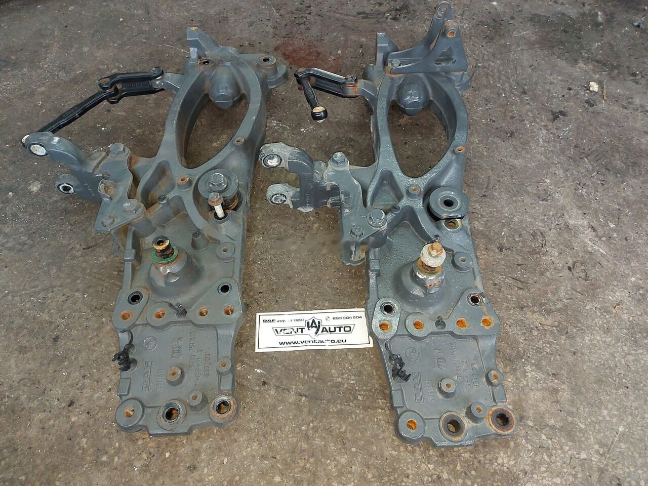 CHASSIS BRACKET DAF 1911615 DAF XF 106 truck - Federung für LKW: das Bild 1 CHASSIS BRACKET DAF 1911615 DAF XF 106 truck - Federung für LKW: das Bild 1