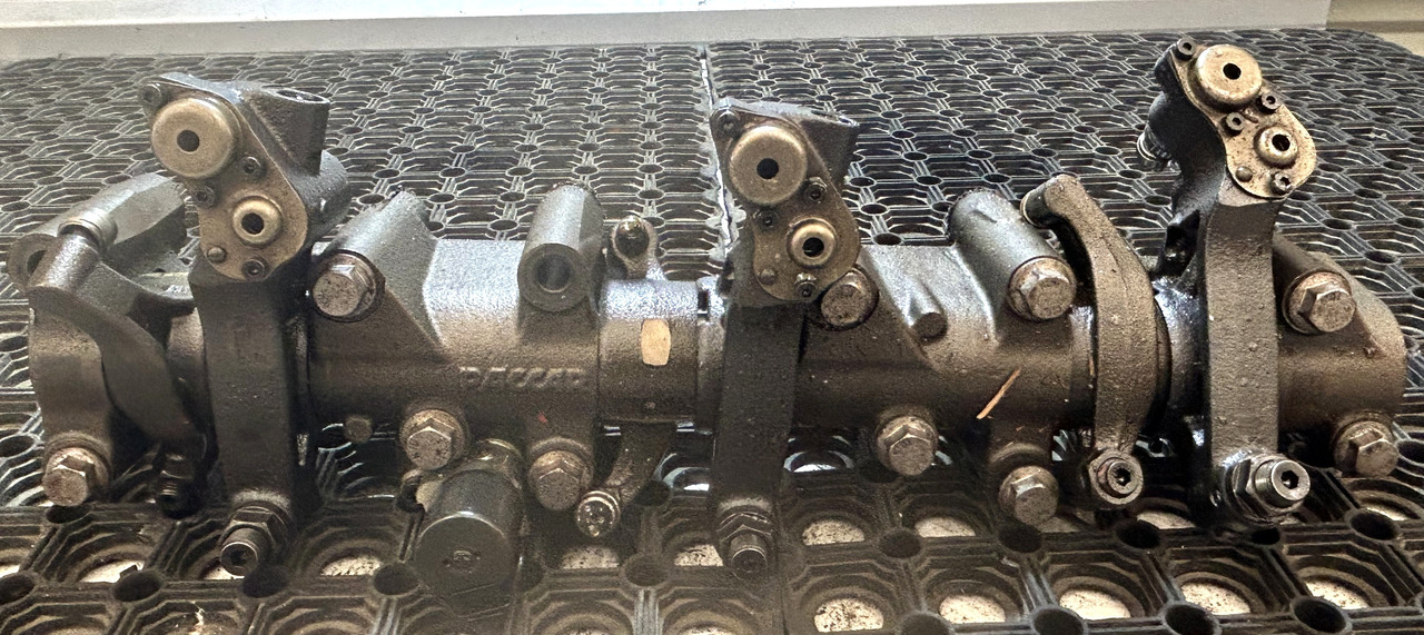 DAF VALVE LEVER ARMS KEYBOARD MX XF 480 - Ventil: das Bild 1 DAF VALVE LEVER ARMS KEYBOARD MX XF 480 - Ventil: das Bild 1