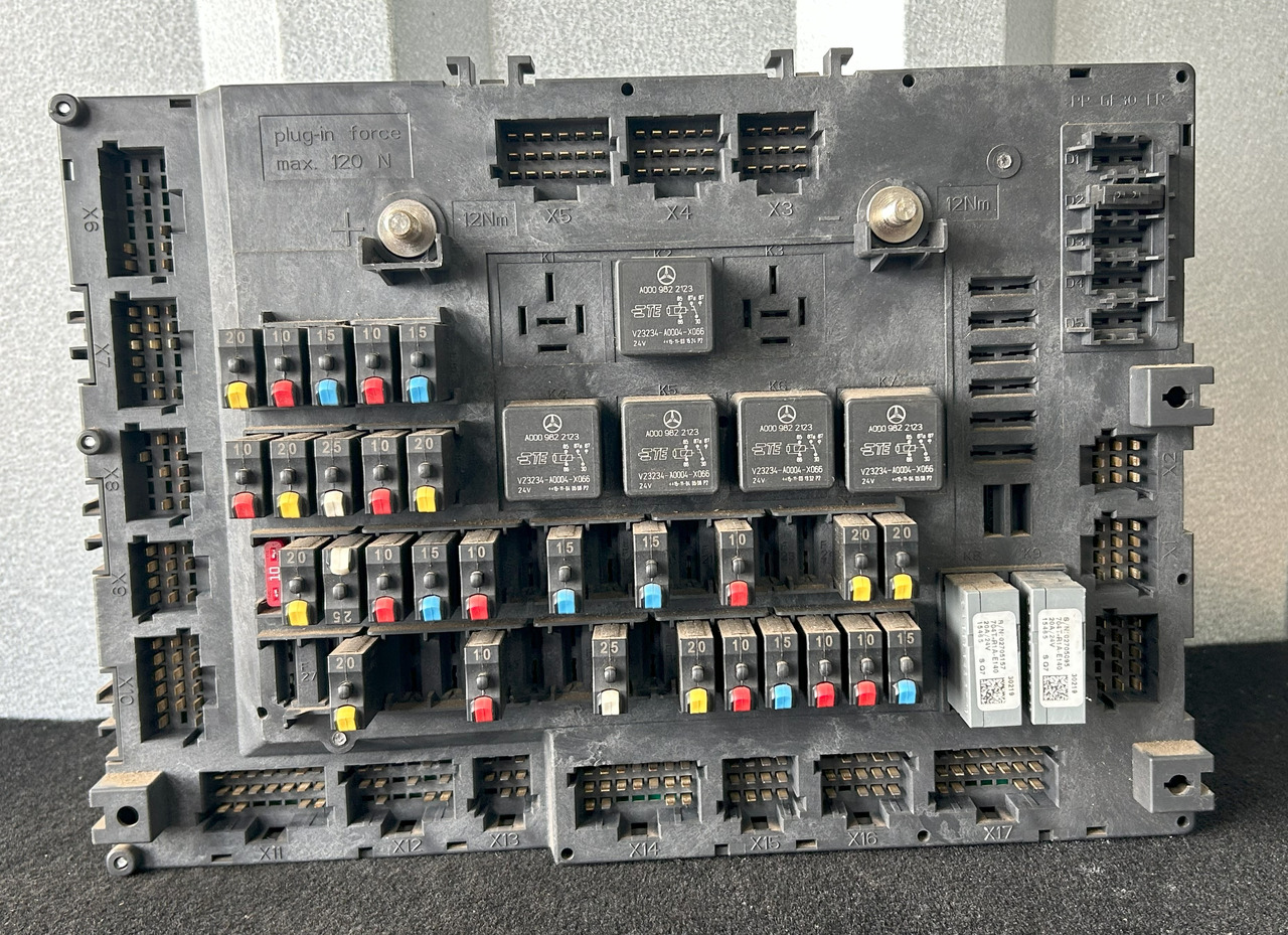 MERCEDES AROCS MP4 A FUSE MODULE SAM - Sicherung: das Bild 3 MERCEDES AROCS MP4 A FUSE MODULE SAM - Sicherung: das Bild 3