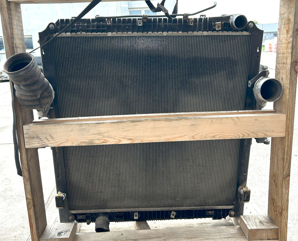 Mercedes ACTROS MP4 COOLERS SET - Kühler: das Bild 2 Mercedes ACTROS MP4 COOLERS SET - Kühler: das Bild 2