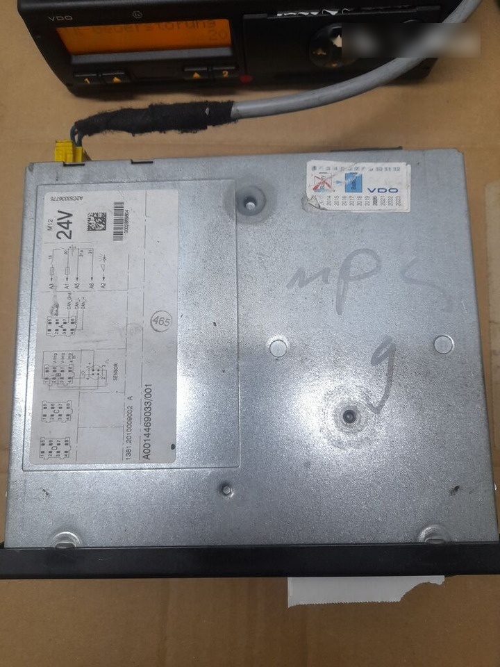 Mercedes-Benz ACTROS MP4 A0014469033 Mercedes-Benz ACTROS MP4 - Tachograph für LKW: das Bild 3 Mercedes-Benz ACTROS MP4 A0014469033 Mercedes-Benz ACTROS MP4 - Tachograph für LKW: das Bild 3