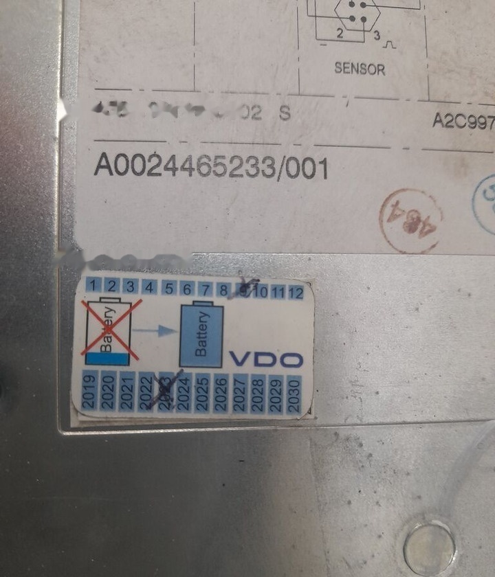 Mercedes-Benz ACTROS MP4 A0024465233 Mercedes-Benz ACTROS MP4 - Tachograph für LKW: das Bild 2 Mercedes-Benz ACTROS MP4 A0024465233 Mercedes-Benz ACTROS MP4 - Tachograph für LKW: das Bild 2