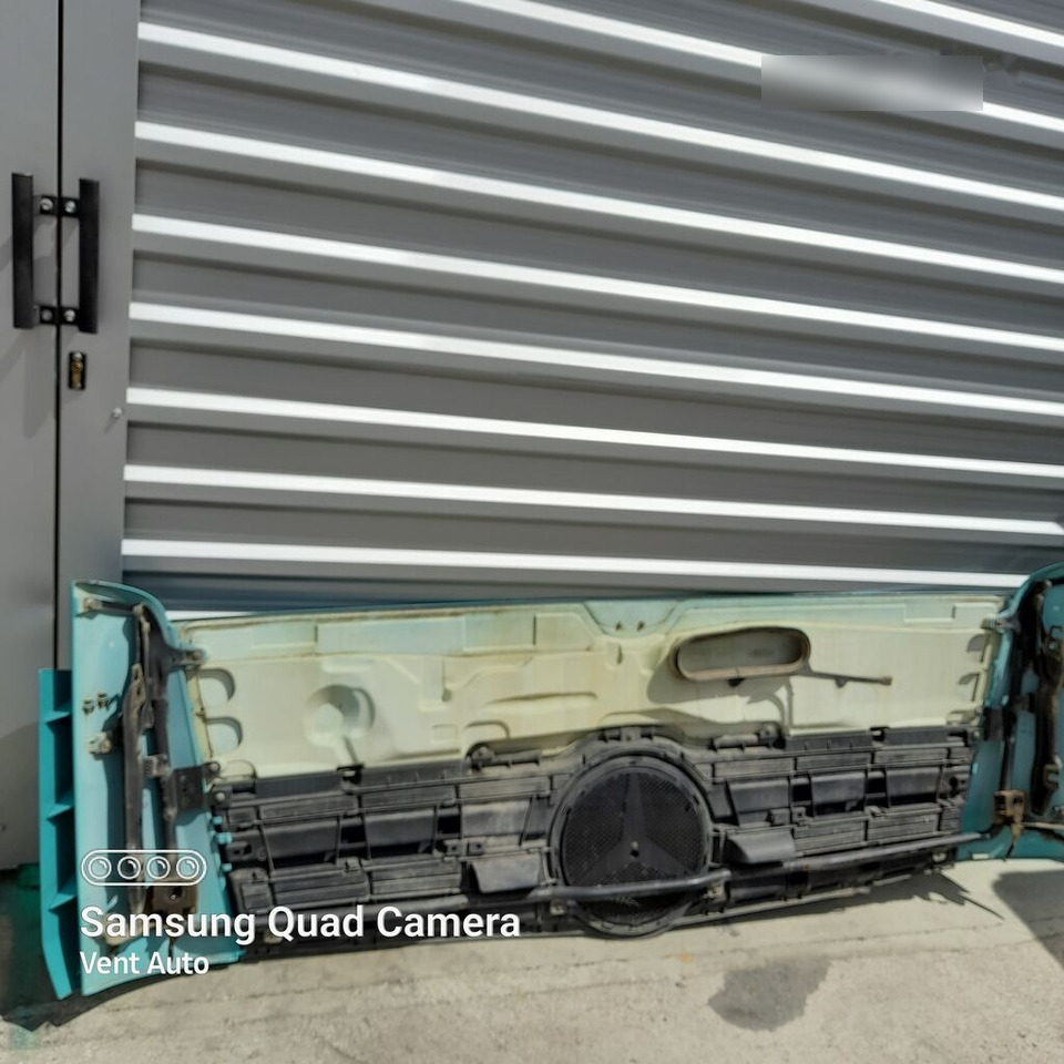 Mercedes-Benz ACTROS MP4 A9607500309 Mercedes-Benz A9607500309 - Motorhaube für LKW: das Bild 4 Mercedes-Benz ACTROS MP4 A9607500309 Mercedes-Benz A9607500309 - Motorhaube für LKW: das Bild 4