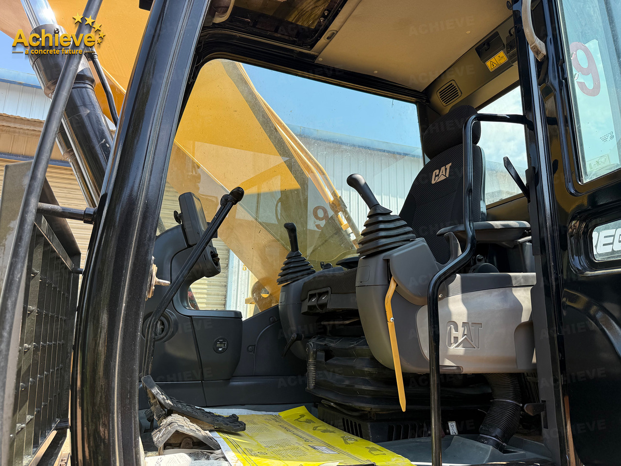 Bagger CATERPILLAR CAT 329D2L Rebuild 502.7h 158kw 1.54m³ C7.1ATAAC【ACHIEVE】 TOP CONDITION!!!: das Bild 12 Bagger CATERPILLAR CAT 329D2L Rebuild 502.7h 158kw 1.54m³ C7.1ATAAC【ACHIEVE】 TOP CONDITION!!!: das Bild 12