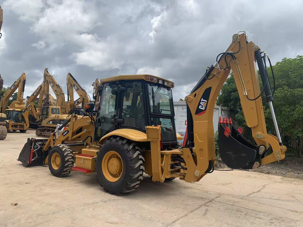 Caterpillar 420F, 420F2 Backhoe Loader with Telescopic Boom - Baggerlader: das Bild 3 Caterpillar 420F, 420F2 Backhoe Loader with Telescopic Boom - Baggerlader: das Bild 3