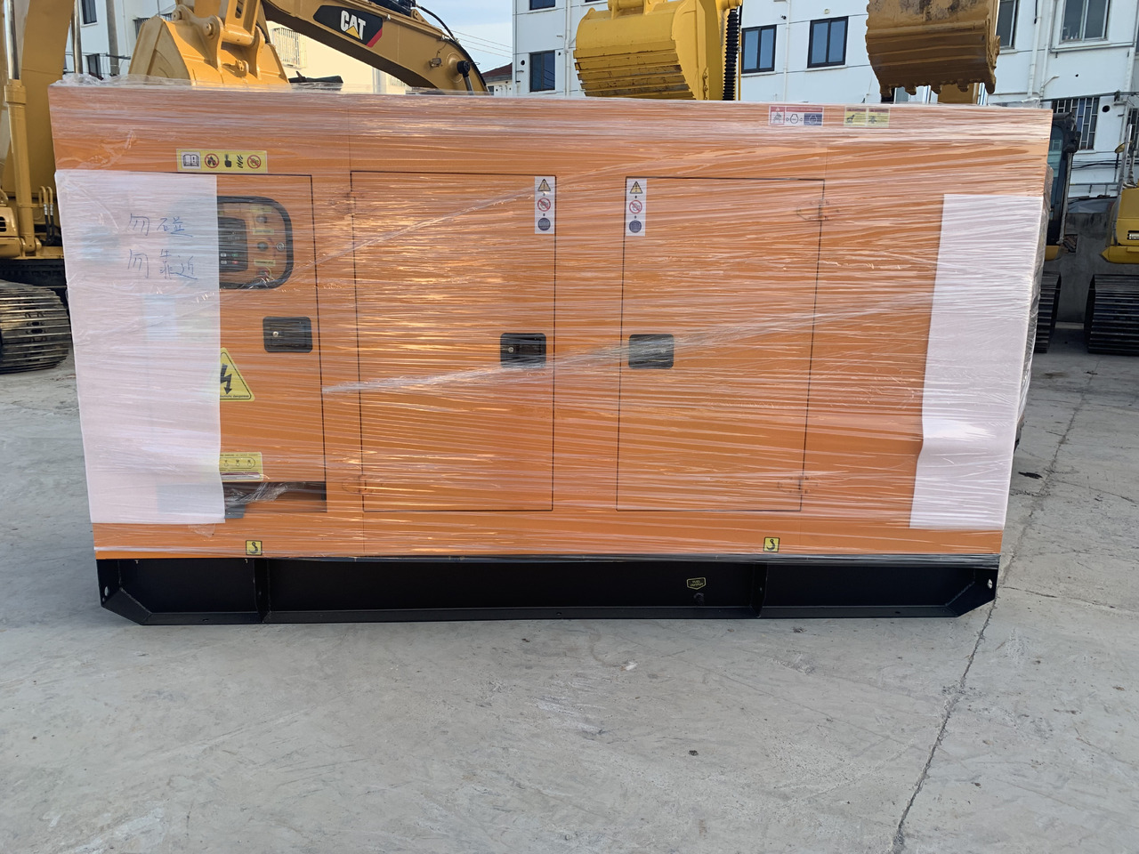 Cummins Generator Set 90KW Three Phase Power 50HZ - Stromgenerator: das Bild 3 Cummins Generator Set 90KW Three Phase Power 50HZ - Stromgenerator: das Bild 3