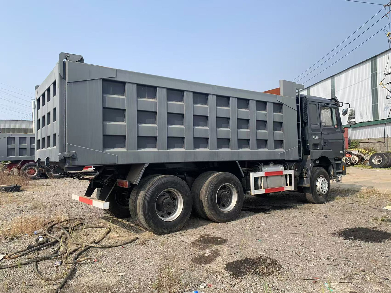 Shacman F3000 6×4 Dump Truck in Stock for Sale - Kipper: das Bild 4 Shacman F3000 6×4 Dump Truck in Stock for Sale - Kipper: das Bild 4