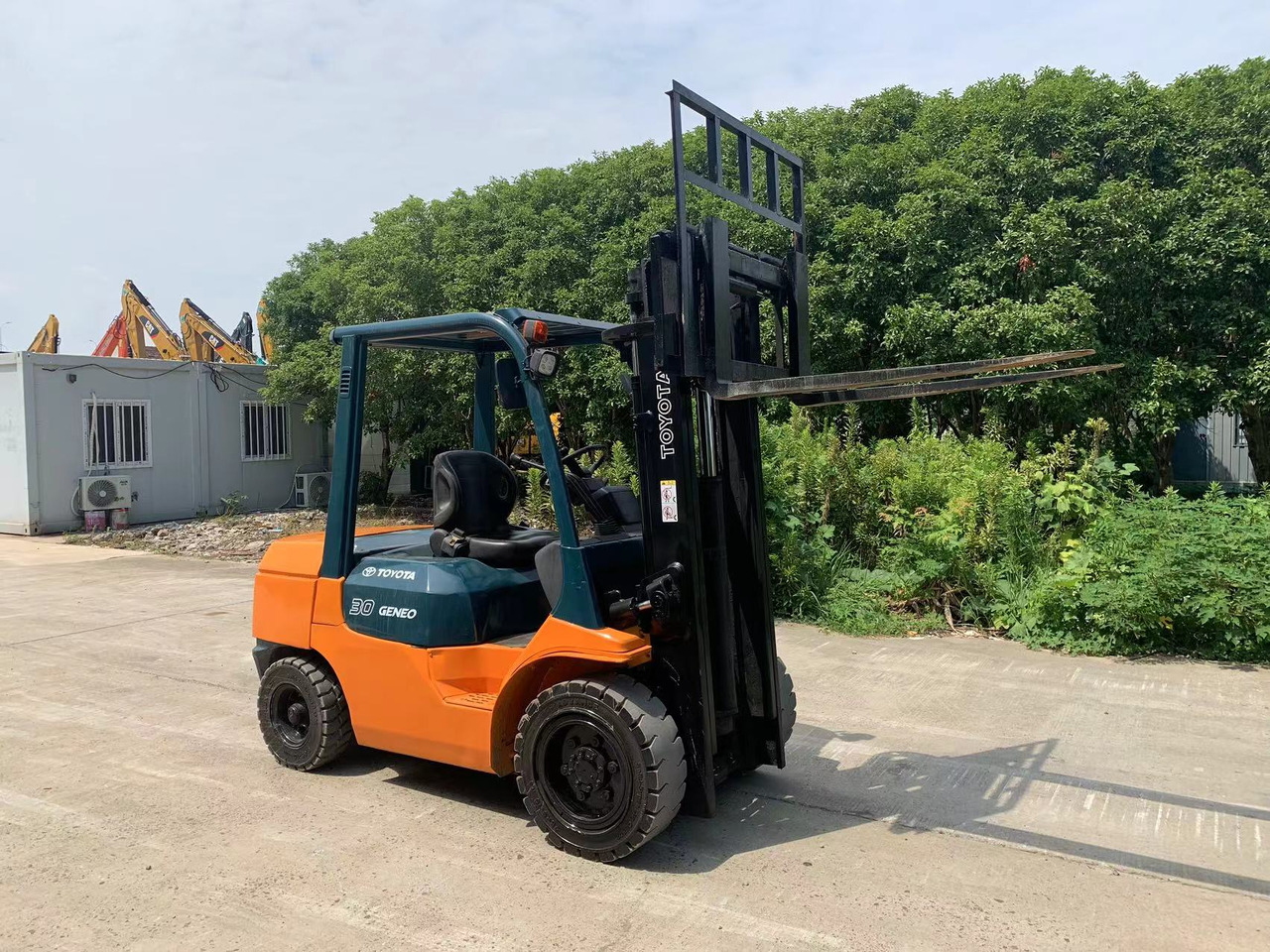 Toyota Forklift 3 ton Diesel Forklift FD30 with Side Shifter - Dieselstapler: das Bild 4 Toyota Forklift 3 ton Diesel Forklift FD30 with Side Shifter - Dieselstapler: das Bild 4