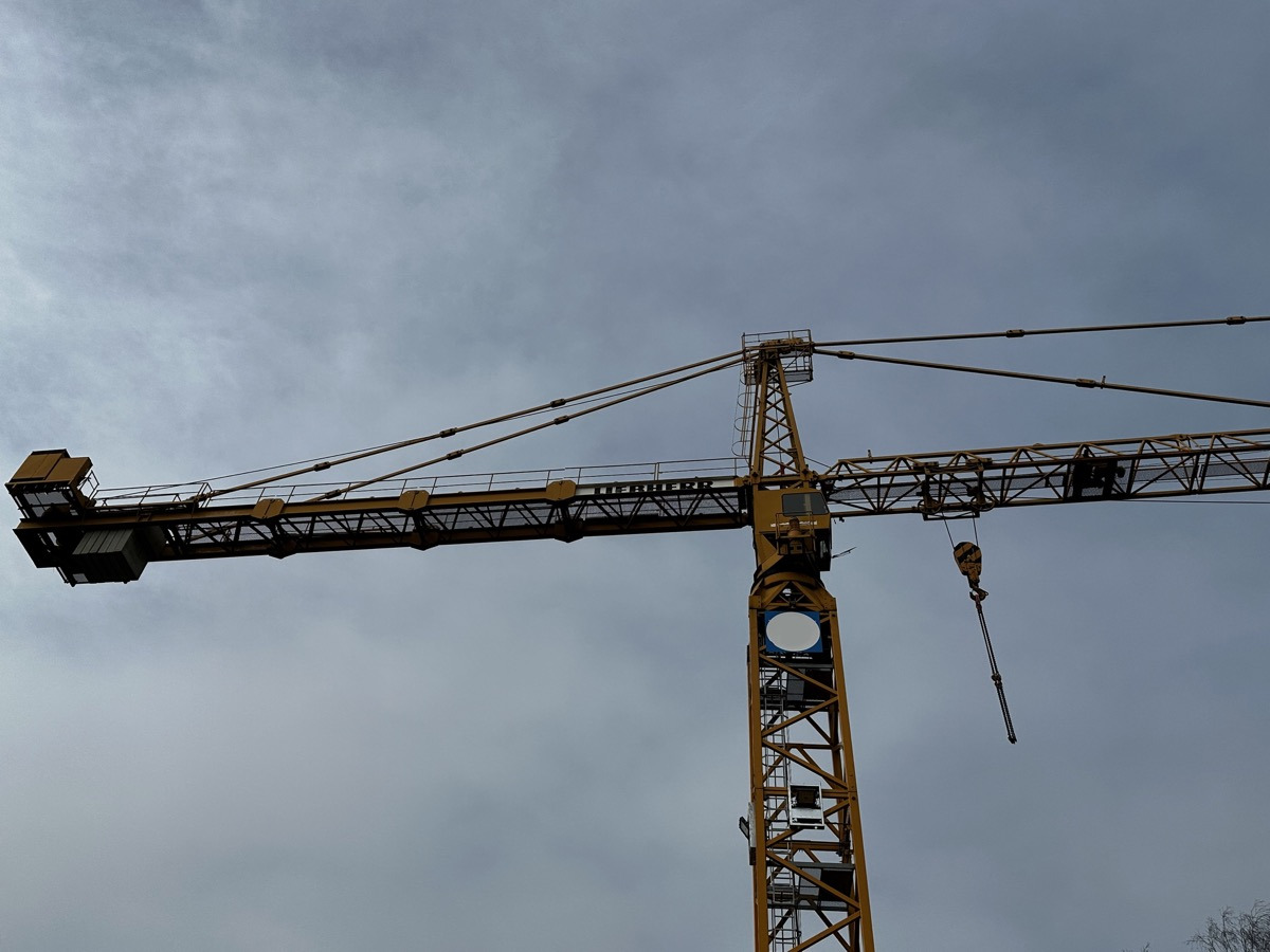 Liebherr LIEBHERR 355 HC-S 20 - Turmkran: das Bild 3 Liebherr LIEBHERR 355 HC-S 20 - Turmkran: das Bild 3