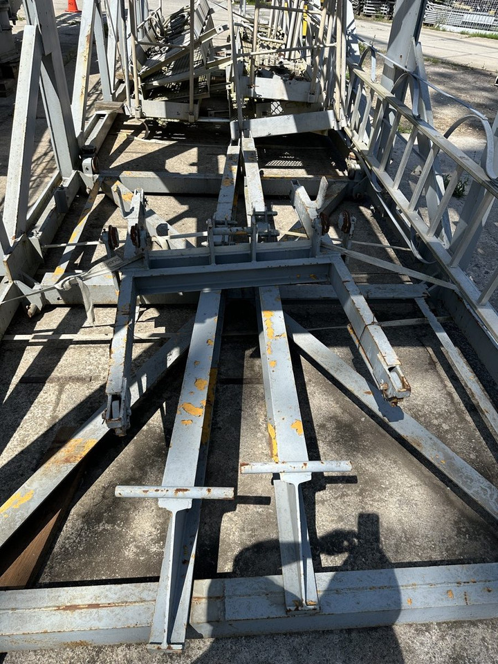POTAIN T60A telescopic cage - Turmkran: das Bild 3 POTAIN T60A telescopic cage - Turmkran: das Bild 3