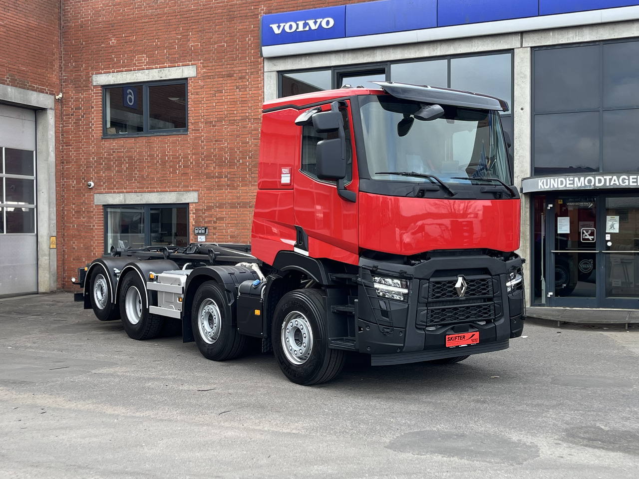Renault C 520 8x2 - Abrollkipper: das Bild 1 Renault C 520 8x2 - Abrollkipper: das Bild 1