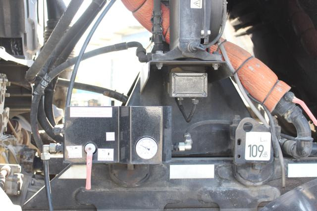 Fahrmischer Mercedes-Benz Arocs 3745 B 36,0 TO ZUL.: das Bild 8